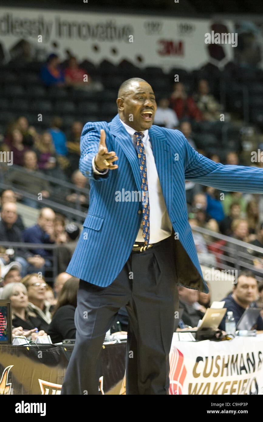 Coach Micheal Ray Richardson and London Lightning parting ways