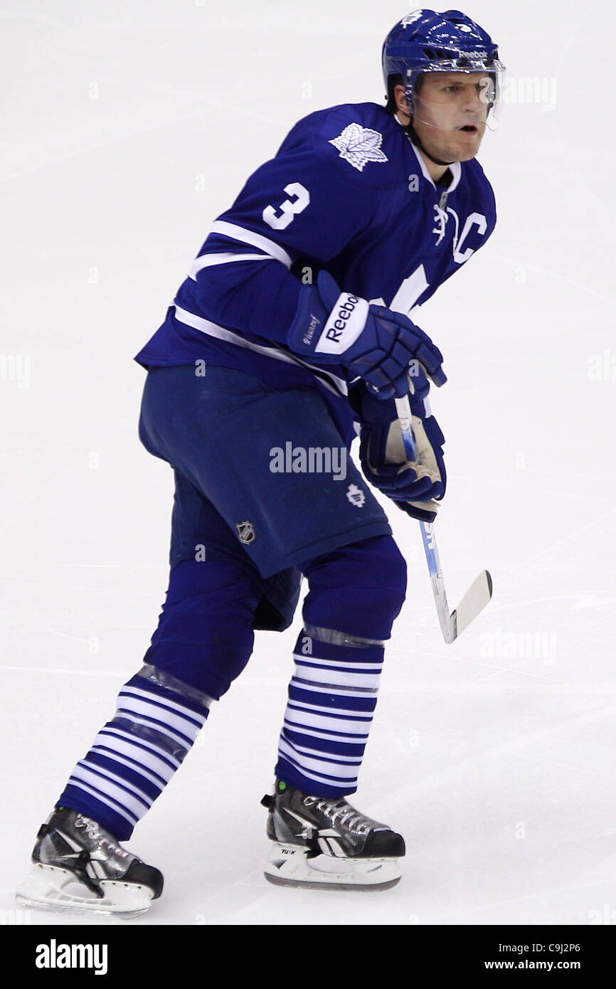 Dion phaneuf hi-res stock photography and images - Alamy