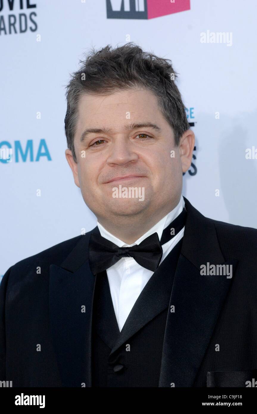 Patton Oswalt at arrivals for 17th Annual Critics Choice Movie Awards