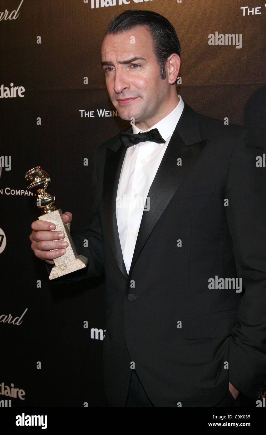 JEAN DUJARDIN WITH HIS GOLDEN GLOBE THE WEINSTEIN COMPANY 2012 GOLDEN GLOBES  AFTER PARTY BEVERLY HILLS LOS ANGELES CALIFORNIA Stock Photo - Alamy