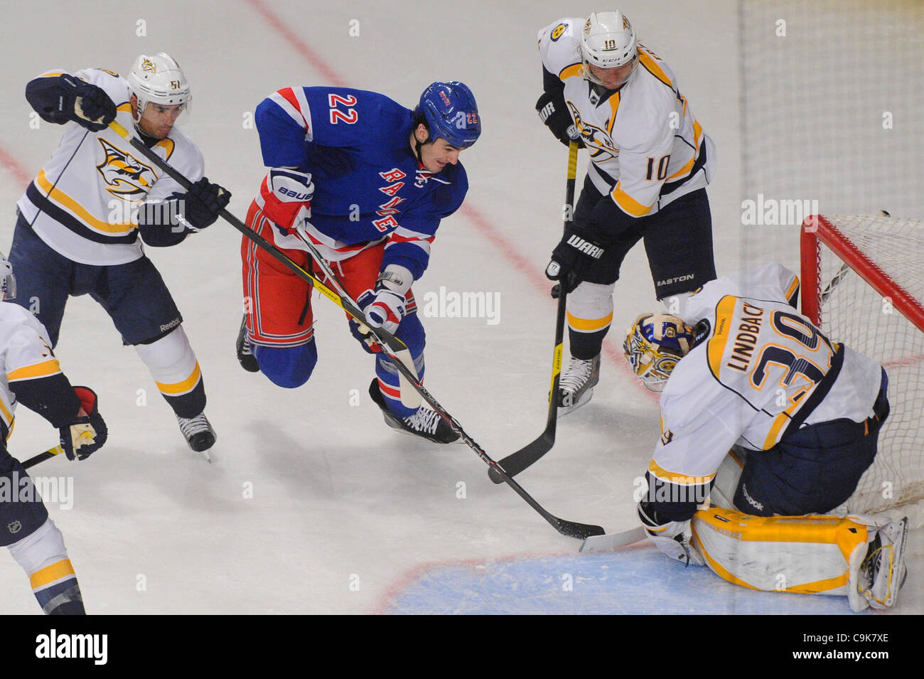 Jan. 17, 2012 - New York, New York, U.S - New York Rangers center Brian ...