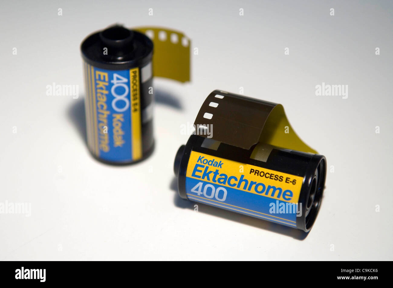 Lot De 17 Pellicules Kodak EPR 120 – Film Couleur 2003 – Stocké Au Frais, Neuf