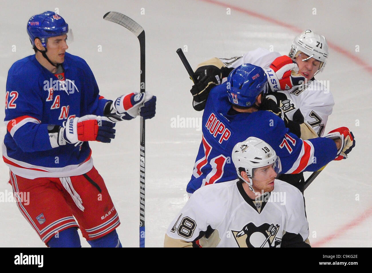 Jan. 19, 2012 - Newark, New Jersey, U.S. - New York Rangers left wing ...
