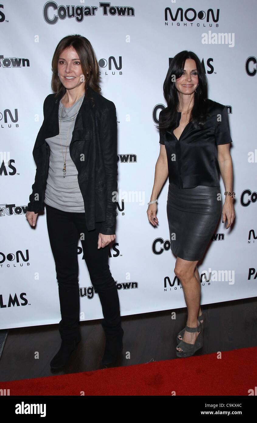 Christa Miller, Courteney Cox at arrivals for COUGAR TOWN Viewing Party at MOON Nightclub, Moon Nightclub at Palms Casino Resort Hotel, Las Vegas, NV January 21, 2012. Photo By: MORA/Everett Collection Stock Photo