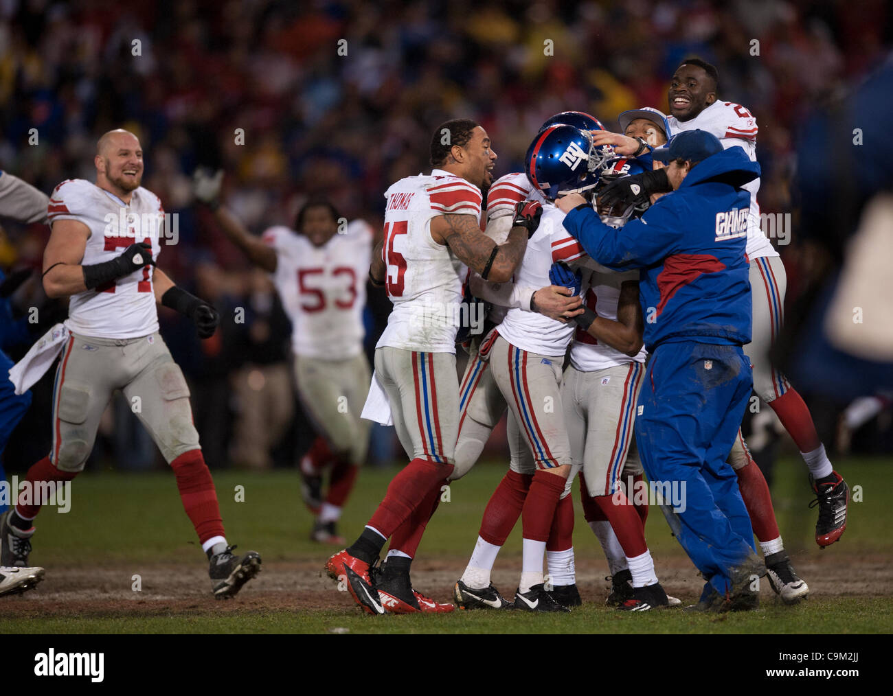 NFC CHAMPIONSHIP: Tynes' field goal leads Giants past Niners into Super Bowl  (video slideshow)