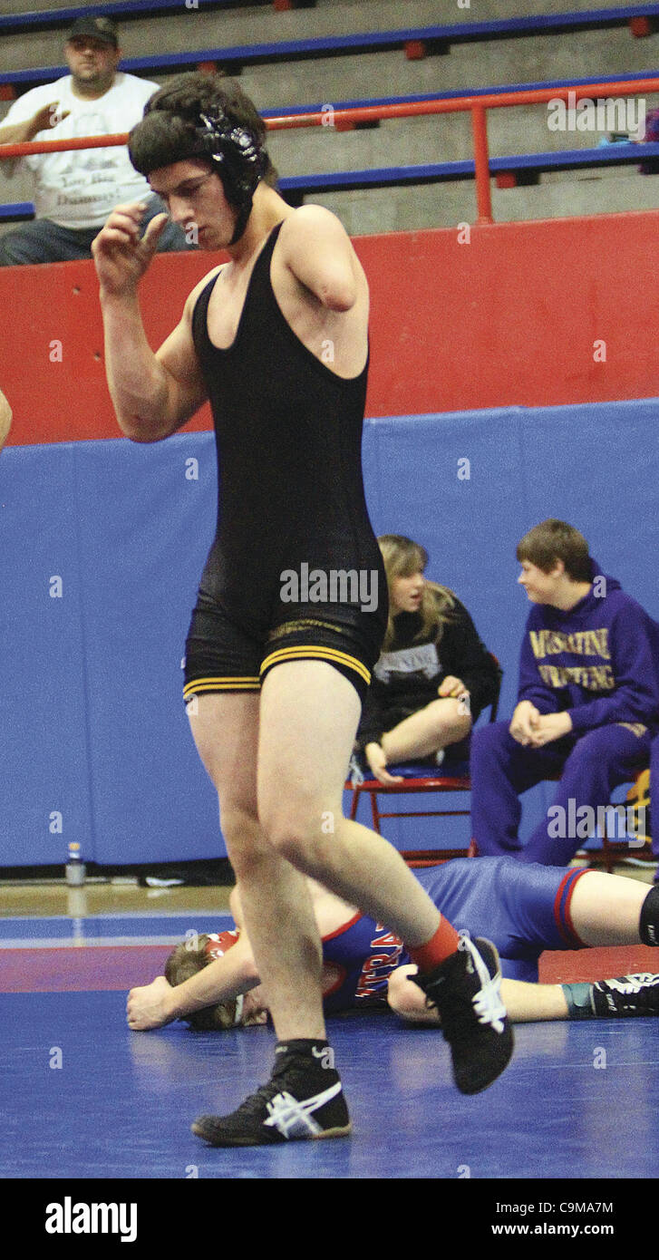 Wrestler mat hires stock photography and images Alamy