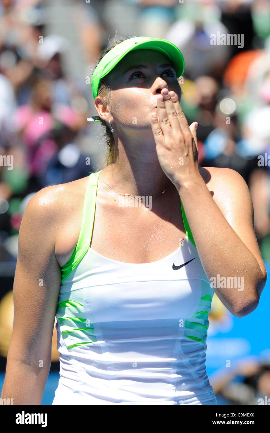 Bageri sprogfærdighed Dokument 25.01.2012 Australian Open Tennis from Melbourne Park. Maria Sharapova  (RUS) blows a kiss to the crowd after winning her match on the tenth day of  the Australian Open Tennis Championships in Melbourne,