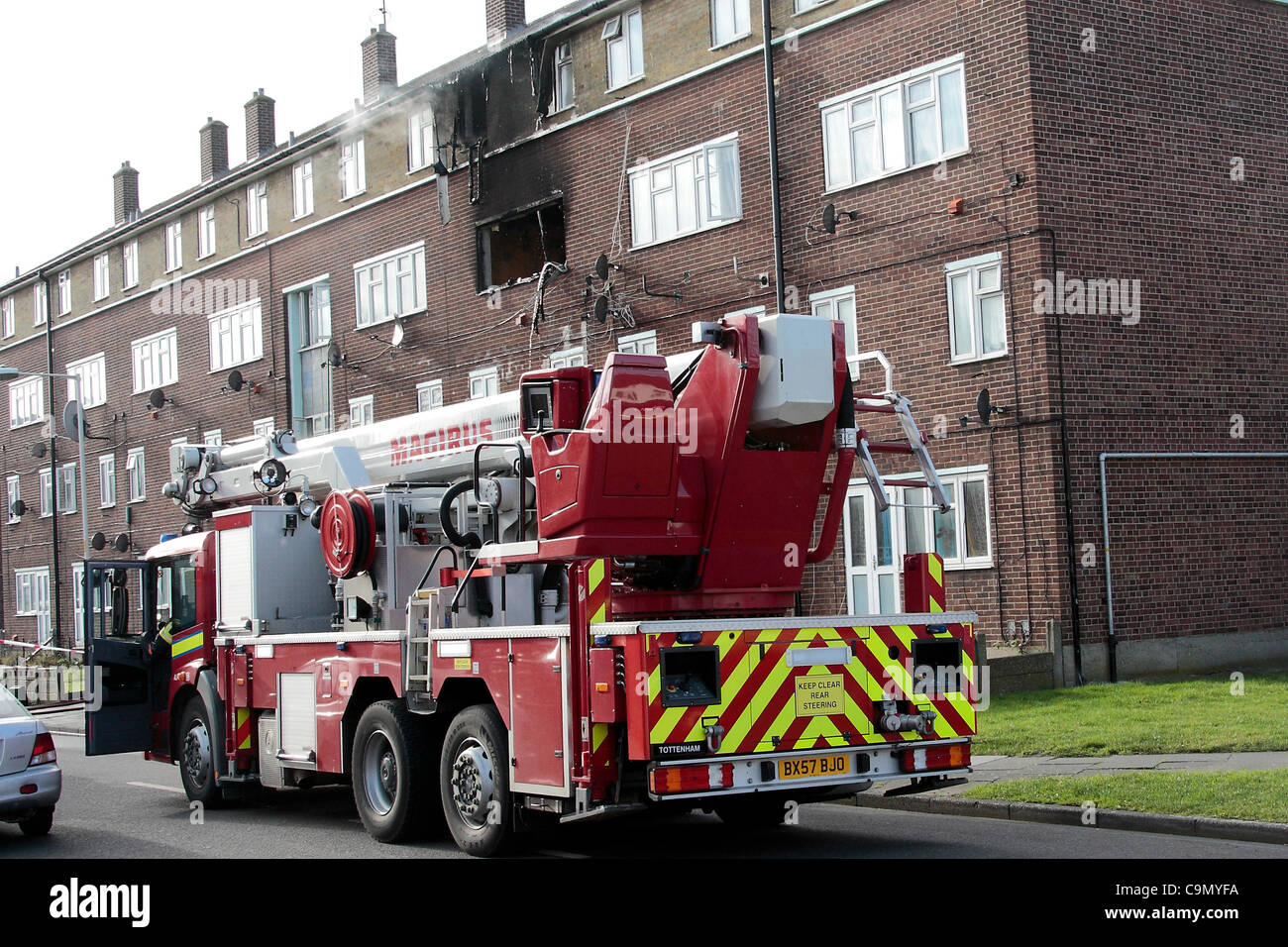 Barking East London. 8 fire engines tackle maisonette blaze Stock Photo ...