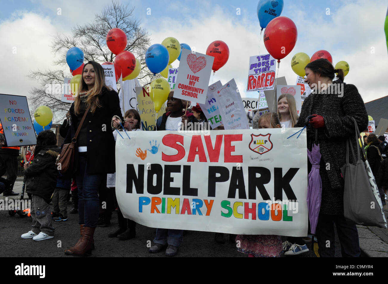 28/01/2012 Haringay, London UK. Parents, teachers and students protest against plans to turn Downhills primary school Tottenham into a sponsored acadamy. Stock Photo