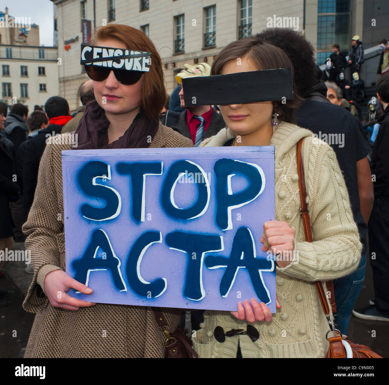 Persona con máscara de Guy Fawkes foto – Imagen de Horror gratuita en  Unsplash, image size:1300x1287