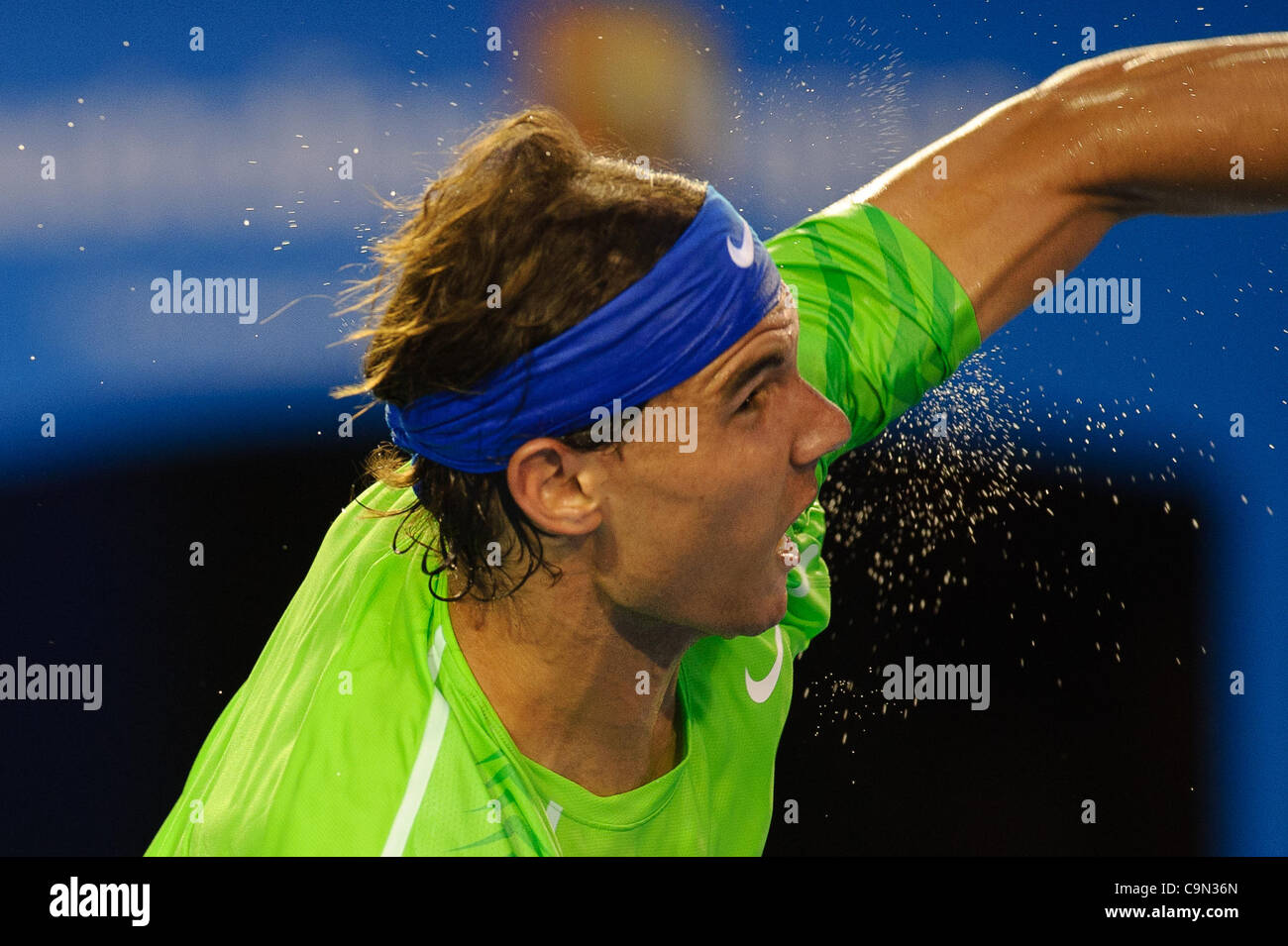 jan-29-2012-melbourne-victoria-australia-beads-of-perspiration-fly-C9N36N.jpg