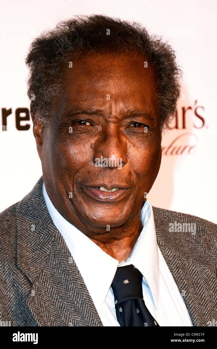 Leslie Lee at arrivals for Signature Center Opening Gala, Signature