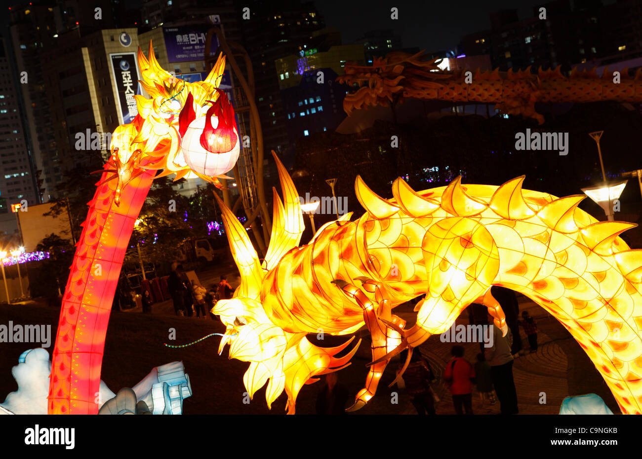 how do taiwanese celebrate chinese new year