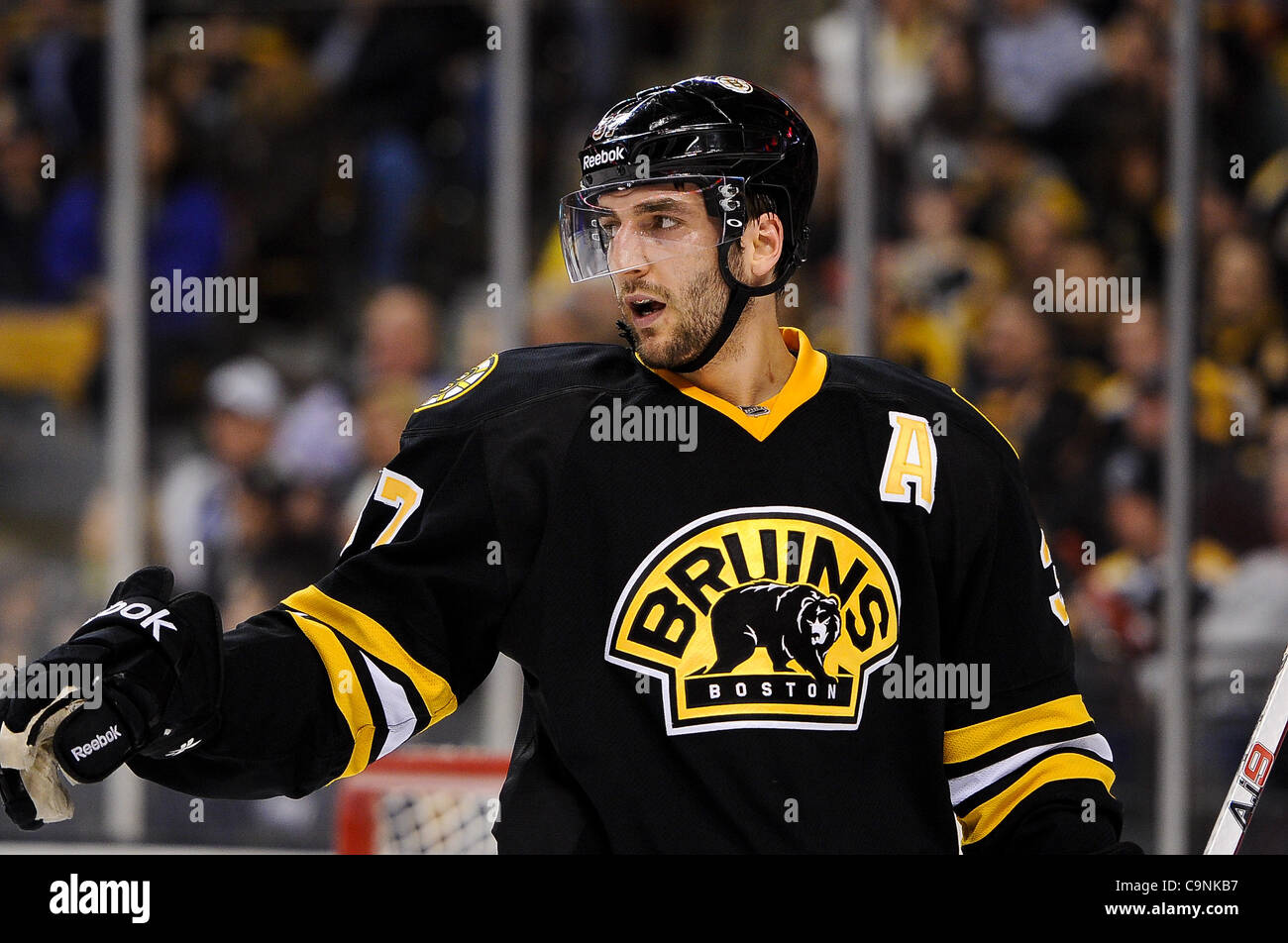 171 Patrice Bergeron Photo Shoot Stock Photos, High-Res Pictures, and  Images - Getty Images