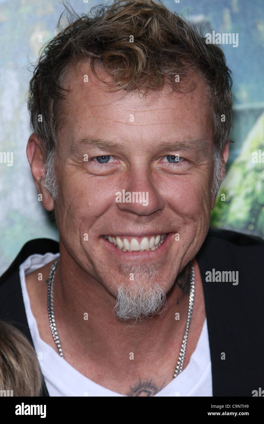 JAMES HETFIELD JOURNEY 2 THE MYSTERIOUS ISLAND. LOS ANGELES PREMIERE HOLLYWOOD LOS ANGELES CALIFORNIA USA 02 February 2012 Stock Photo