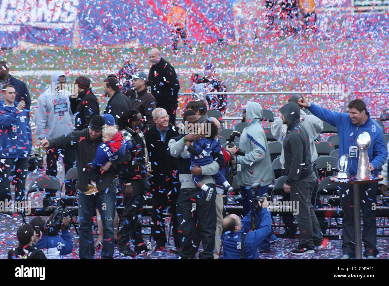 Victory parade in n y hi-res stock photography and images - Alamy