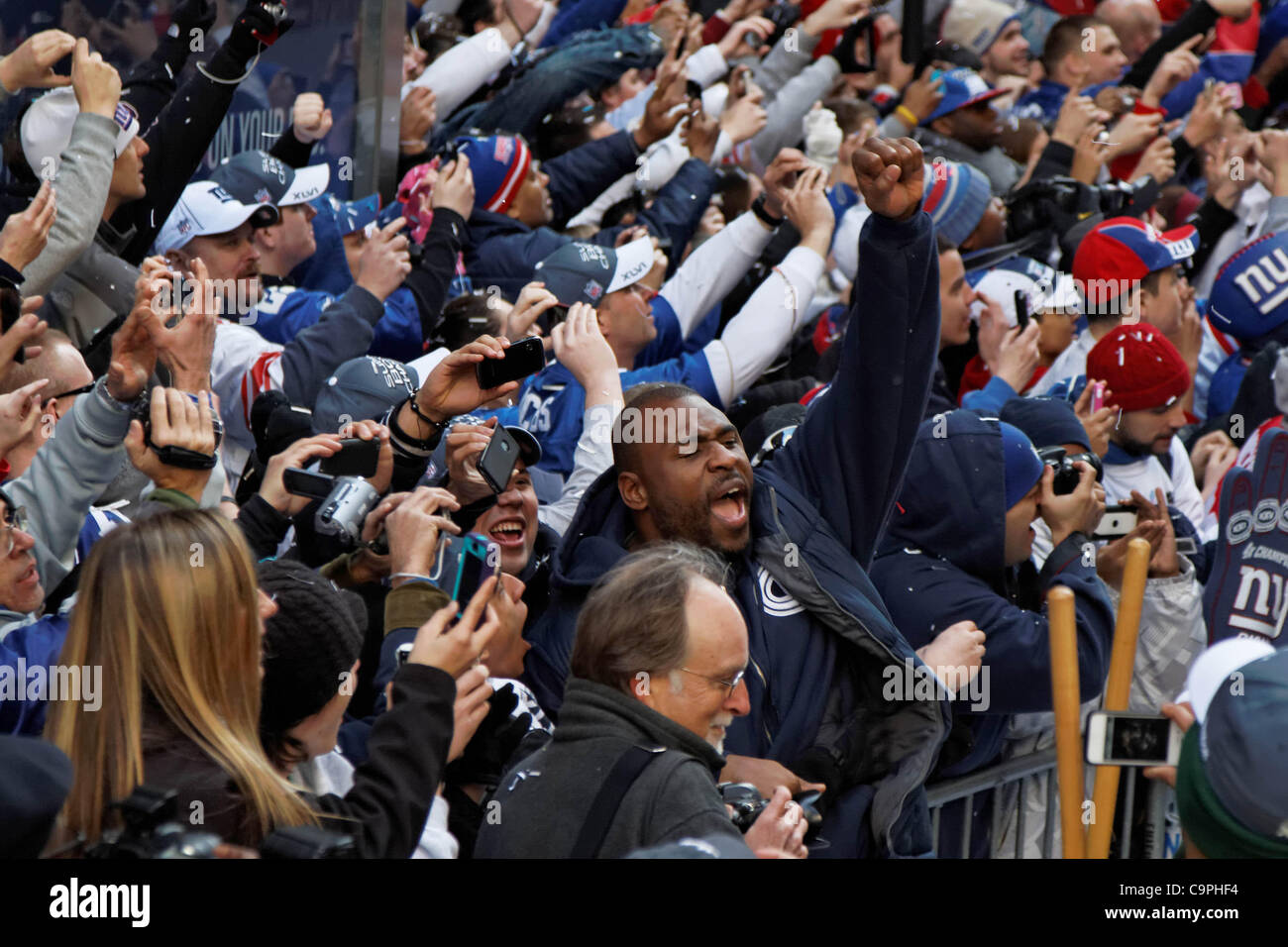 Giants fans hi-res stock photography and images - Alamy