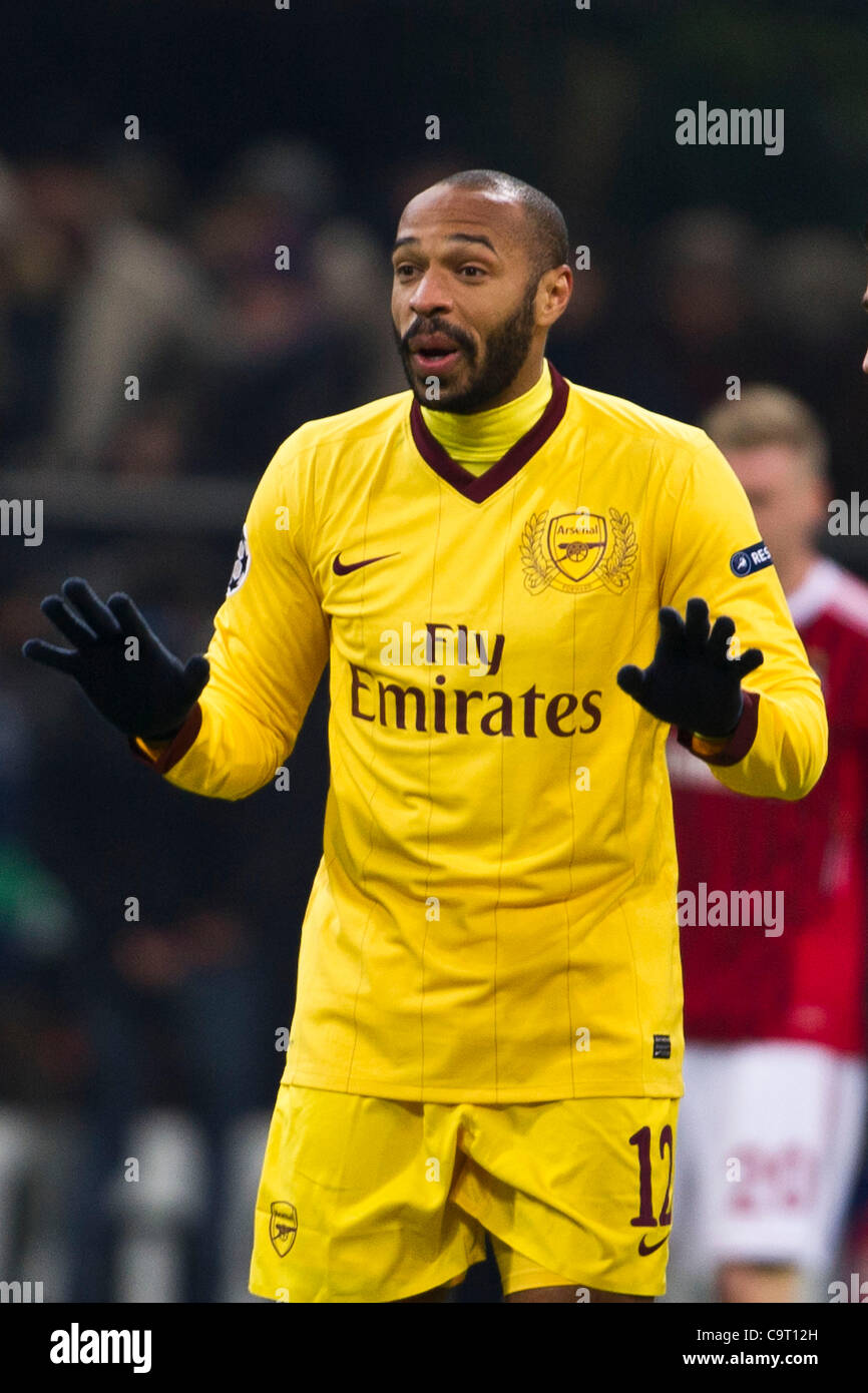 thierry henry yellow arsenal jersey