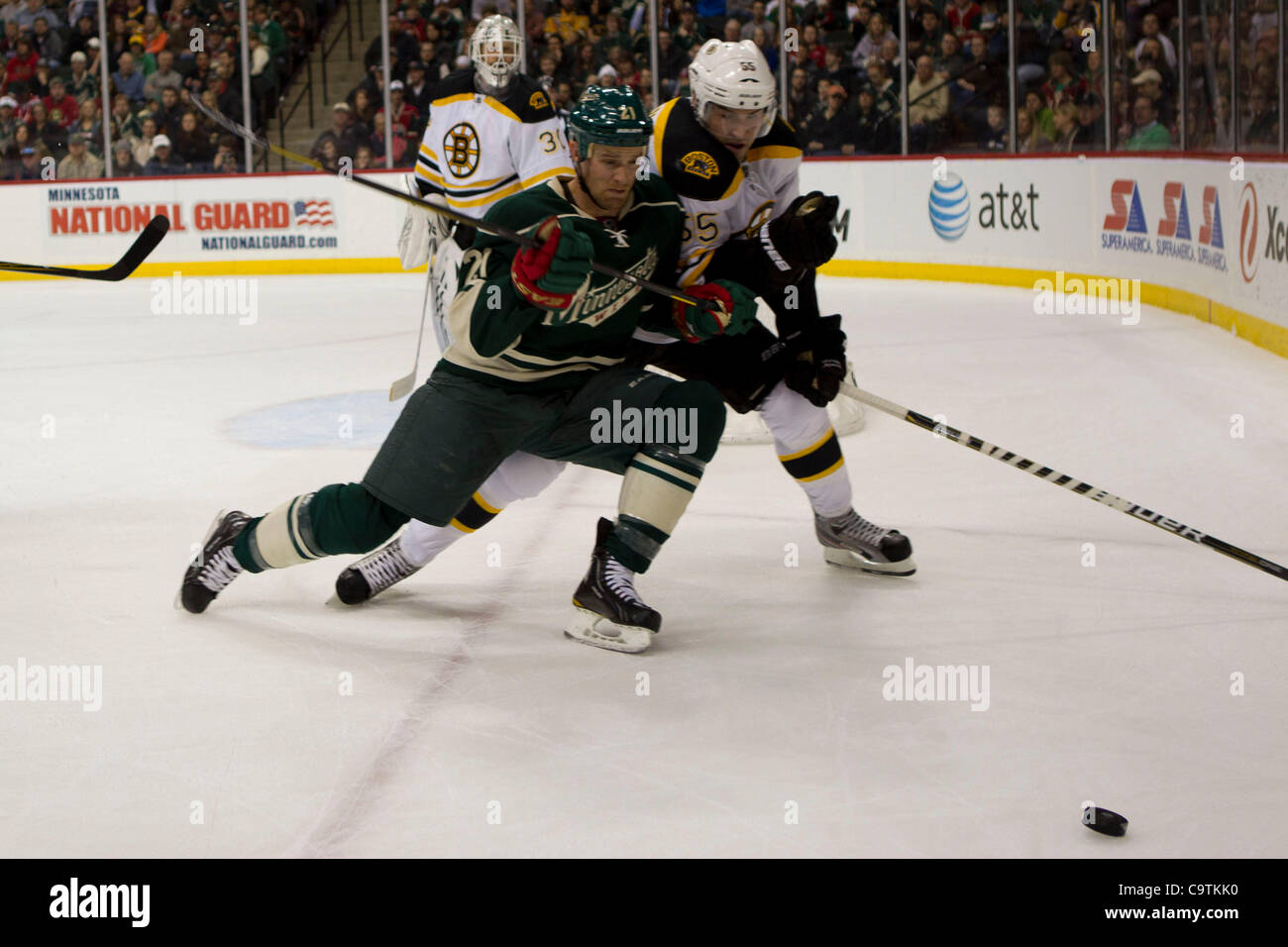 Feb. 19, 2012 - St. Paul, Minnesota, U.S - Minnesota Wild center Kyle ...