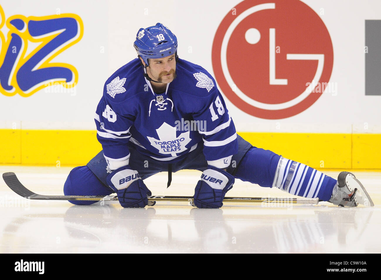 Toronto maple leafs jersey hi-res stock photography and images - Alamy