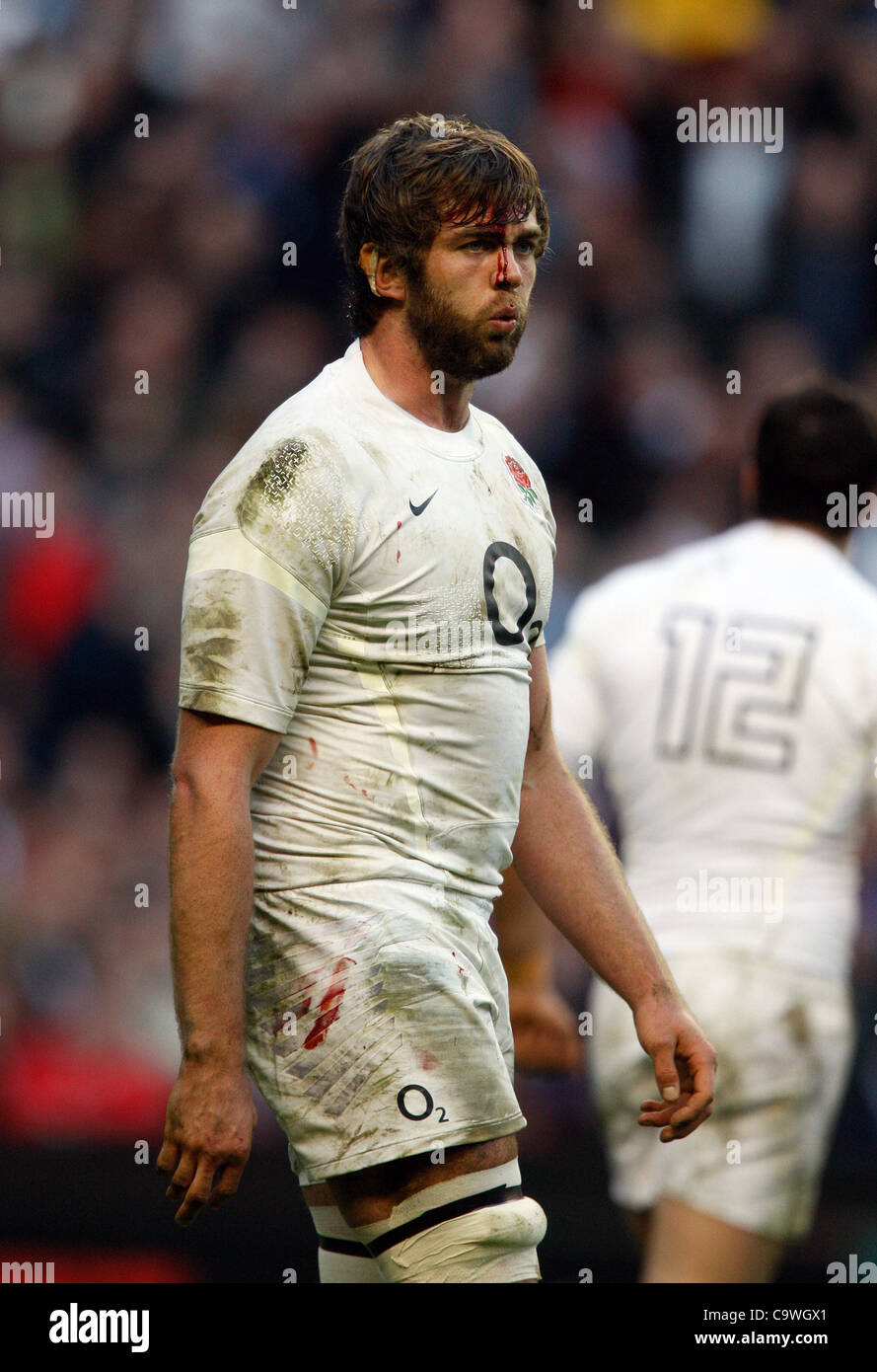 BLOODIED GEOFF PARLING ENGLAND V WALES TWICKENHAM MIDDLESEX ENGLAND 25 February 2012 Stock Photo