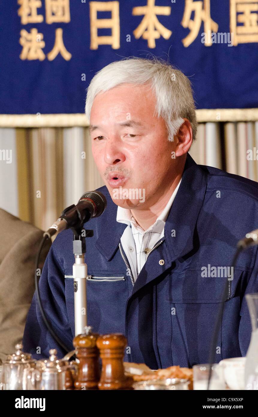 February 28th, 2012 : Tokyo, Japan – Naoto Matsumura (52) is a rice farmer living alone about 12km away from the crippled Fukushima Dai Ichi nuclear power plant. This puts him well within the government imposed danger exclusion zone but he has refused steadfastly to evacuate from his hometown, Tomio Stock Photo