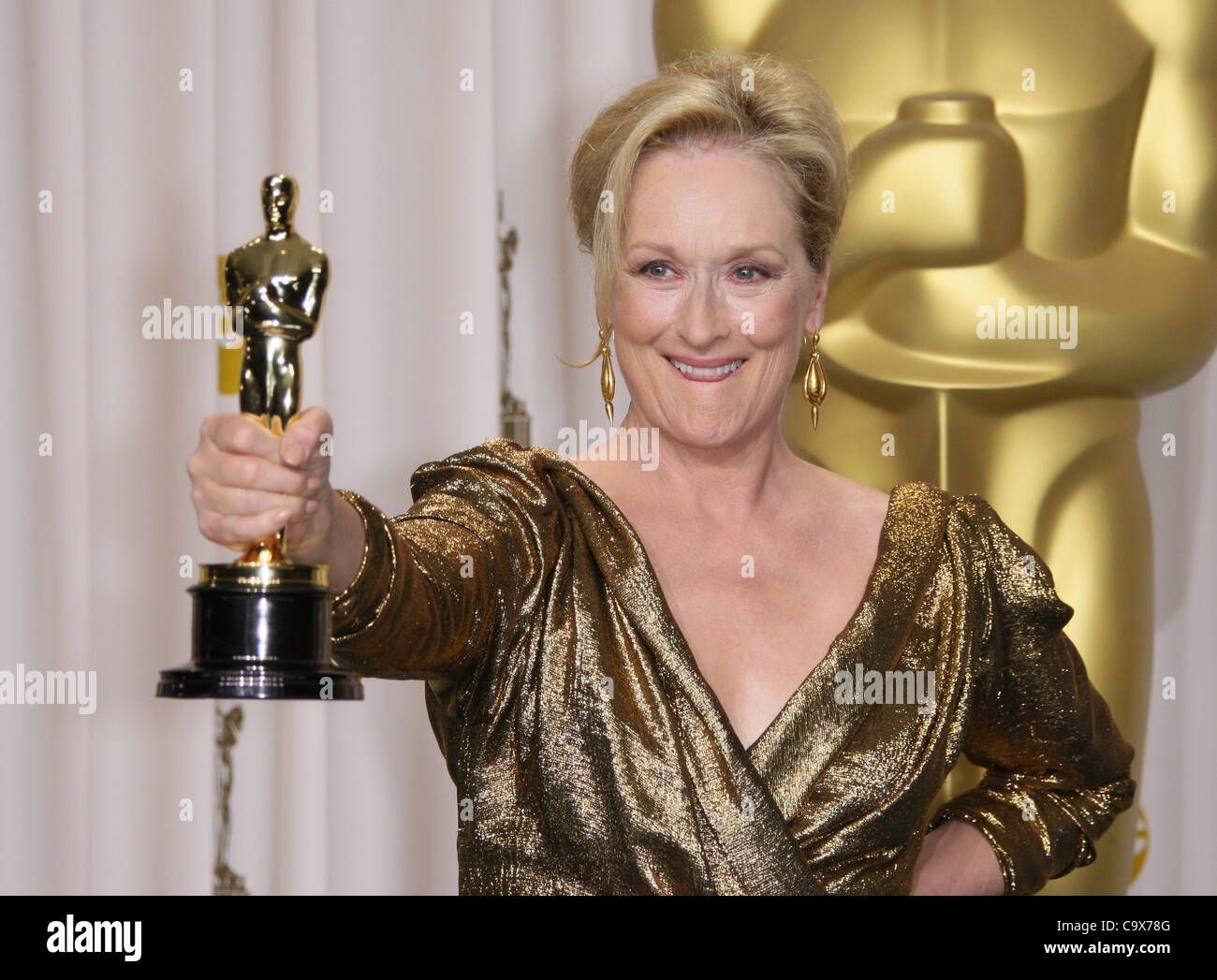 MERYL STREEP THE 84TH ACADEMY AWARDS PRESSROOM LOS ANGELES CALIFORNIA