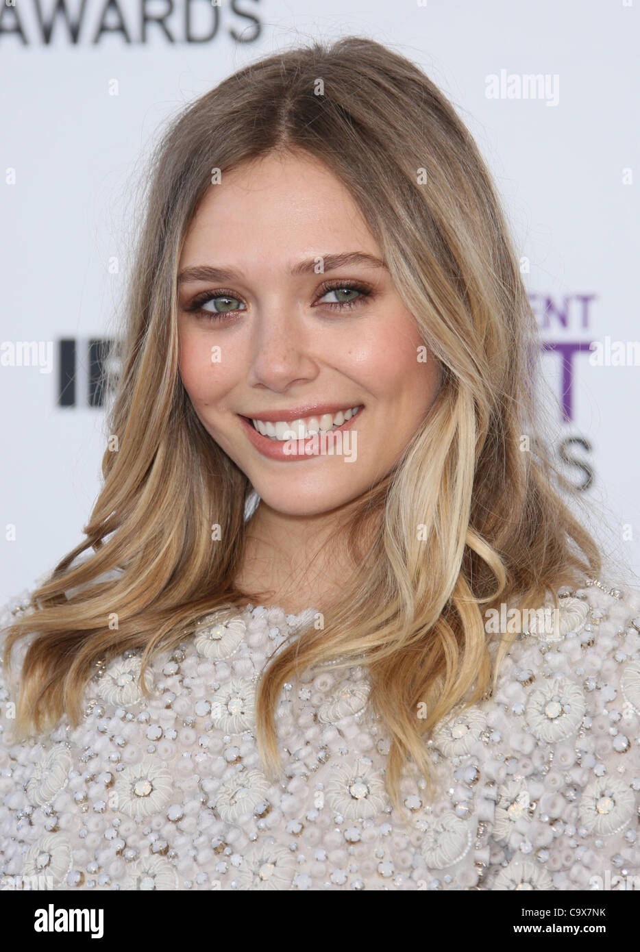 ELIZABETH OLSEN 2012 FILM INDEPENDENT SPIRIT AWARDS. ARRIVALS LOS
