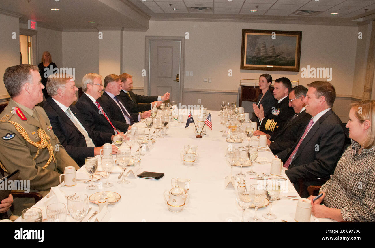 Kevin Rudd Dod Australian Foreign Minister Kevin Rudd (left) meets with Defense ...