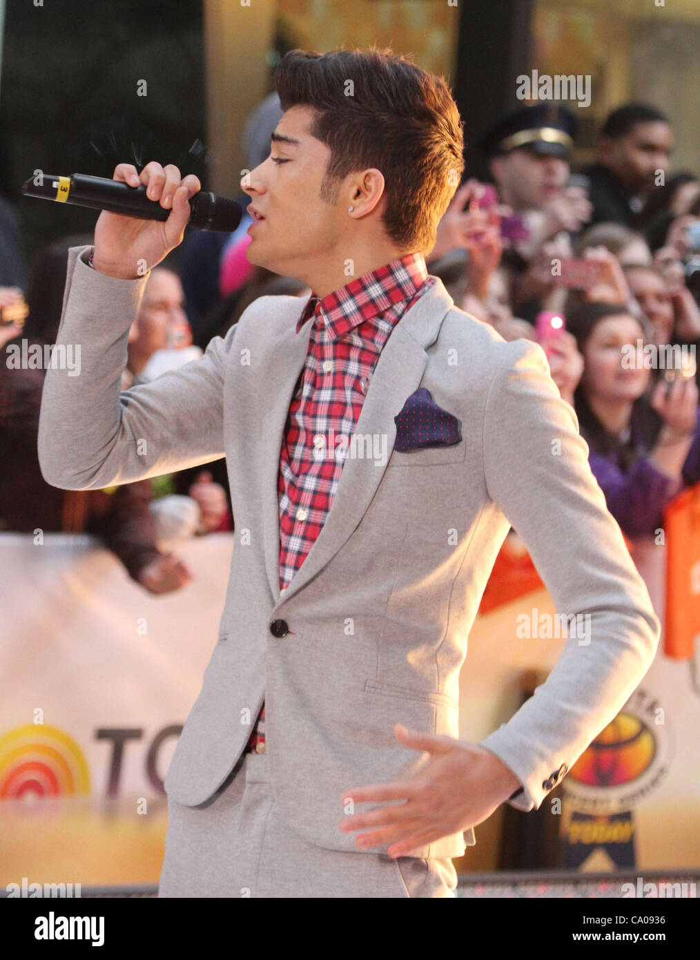 March 12, 2012 - New York, New York, U.S. - Singer ZAYN MALIK from the  group 'One Direction', image size:1014x1390