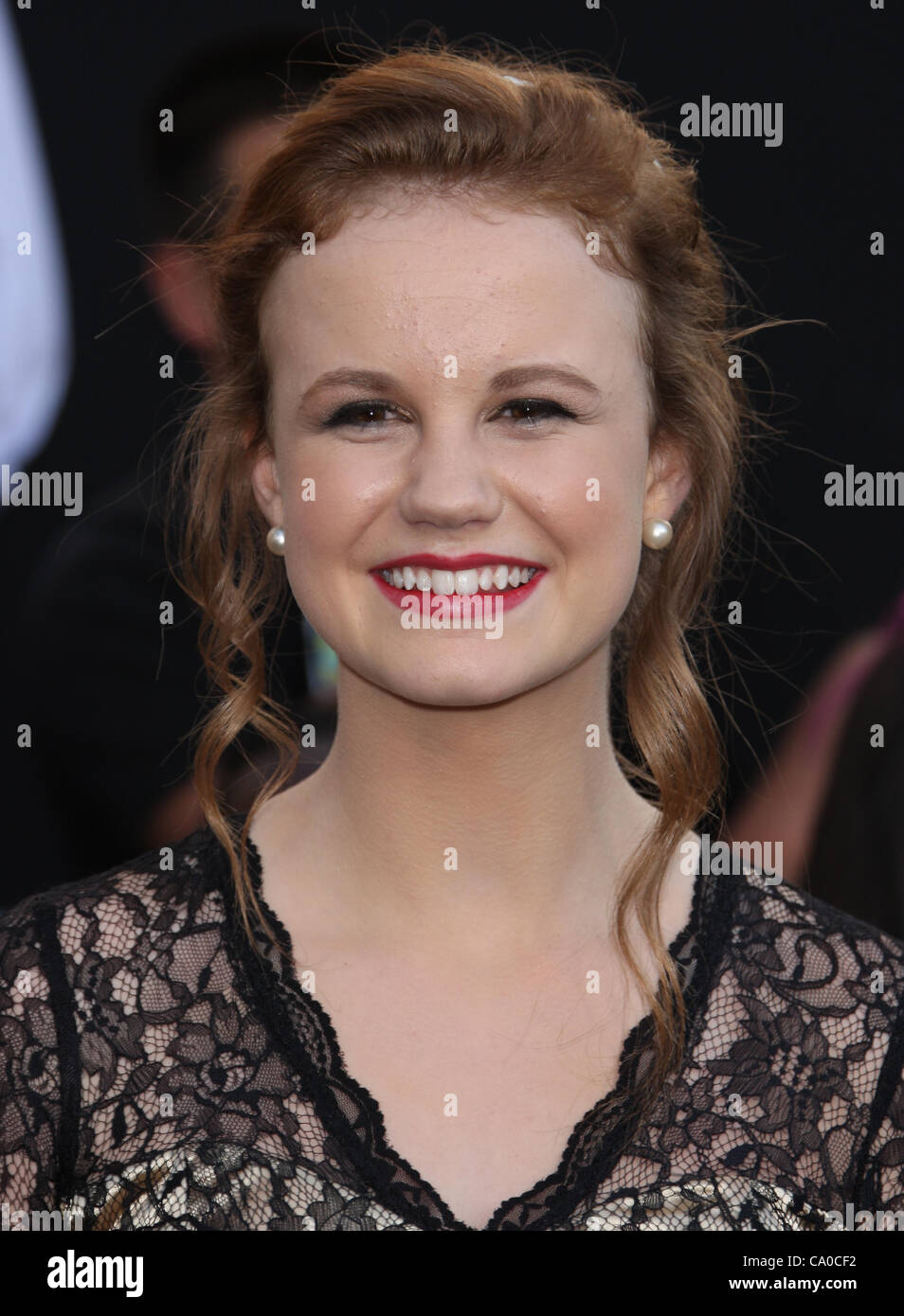 Mackenzie Lintz Nude Photos 72 Mackenzie Lintz Nude Photos 16