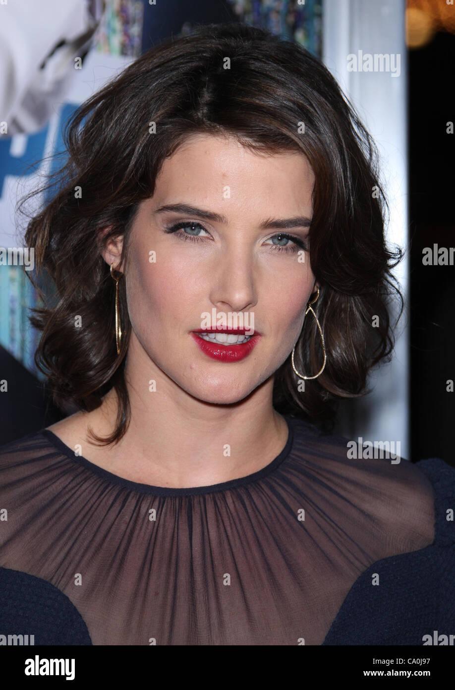 COBIE SMULDERS 21 JUMP STREET. PREMIERE HOLLYWOOD LOS ANGELES