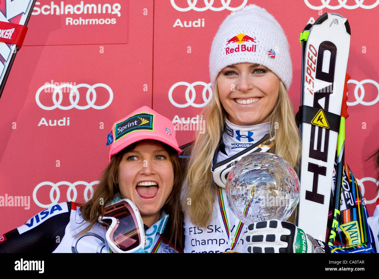 15th March 2012 Julia Mancuso (L) 2nd and Lindsey vonn (R) winner, on the podium for the Super G overall title, at the FIS Alpine Skiing World Cup finals held at Schladming Austria Stock Photo