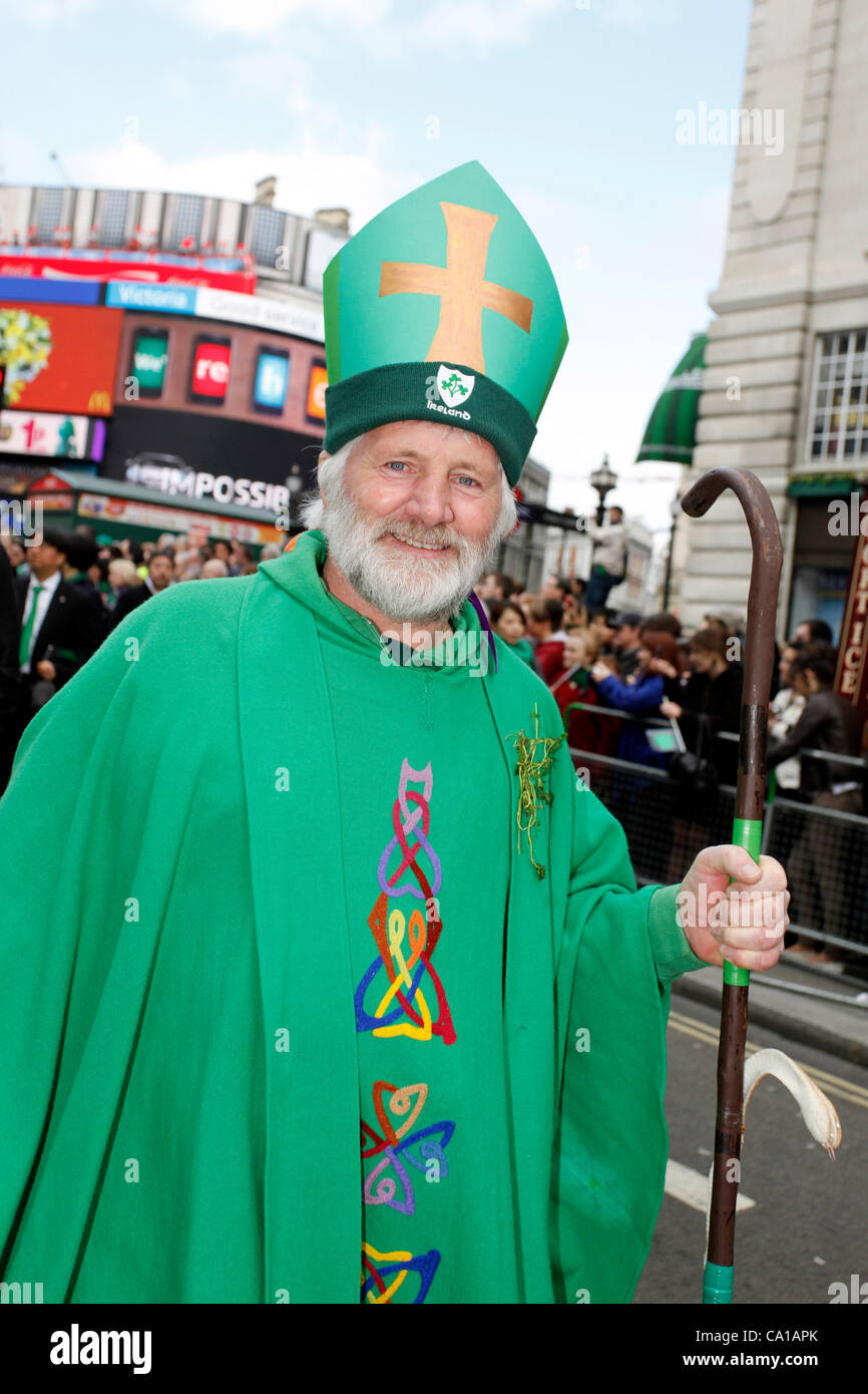 St. Patrick at the St. Patrick's Day Parade, London at Piccadilly Circus Stock Photo