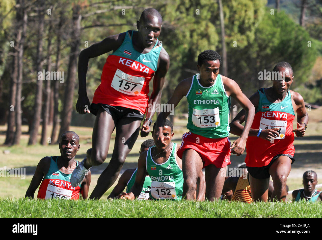 Cape Town South Africa Sunday 18 March 2012 Cornelius Kipruto Kangogo 157 Of Kenya Leads The Pack In The Junior Men S 8km Race With Ethiopia S Yitayal Atnafu Zerihun 153 Chasing Him During