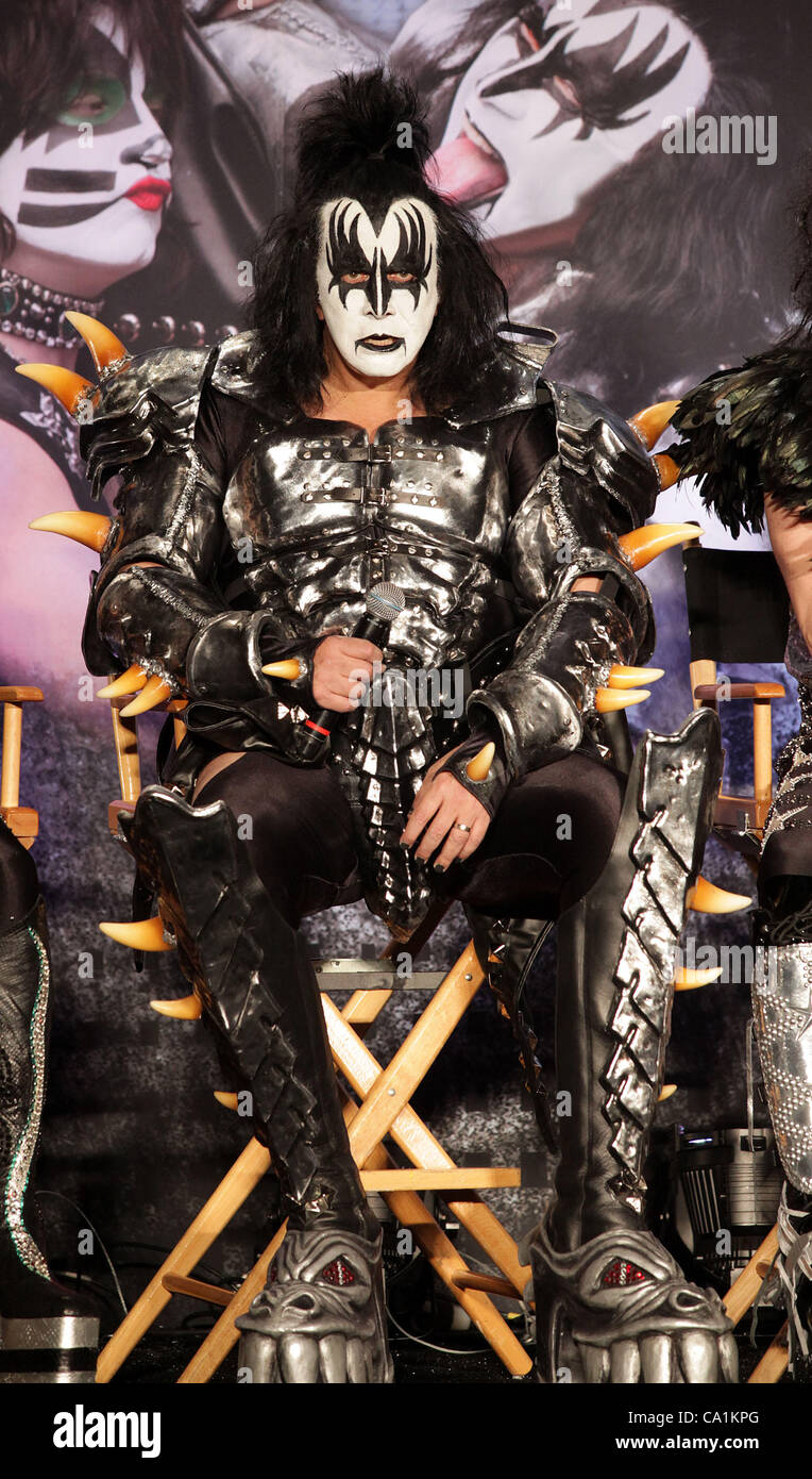 March 20, 2012 - Hollywood, California, U.S. - GENE SIMMONS KISS & Motley Crue announce ''The Tour'' at the Roosevelt Hotel in Hollywood, CA. (Credit Image: © Lisa O'Connor/ZUMAPRESS.com) Stock Photo