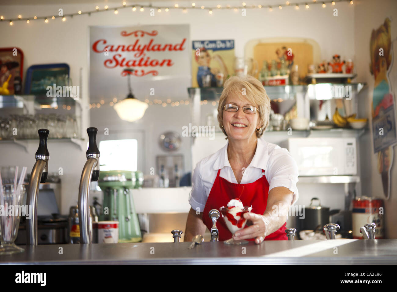 Dec. 29, 2011 Grinnell, Iowa, U.S. Nancy Weaver, 60, poses for a