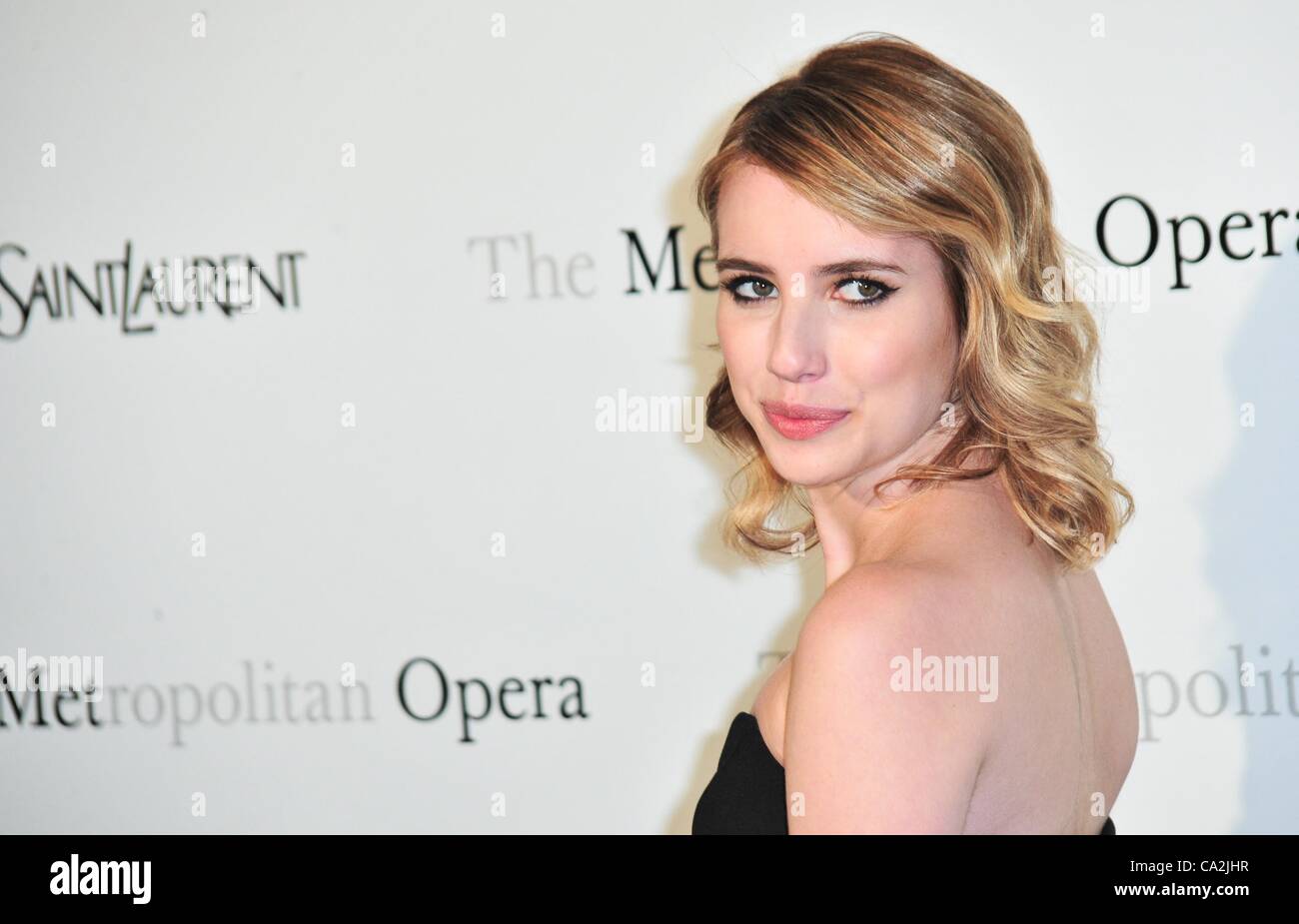 Emma Roberts At Arrivals For Metropolitan Opera Gala Premiere Of Jules ...