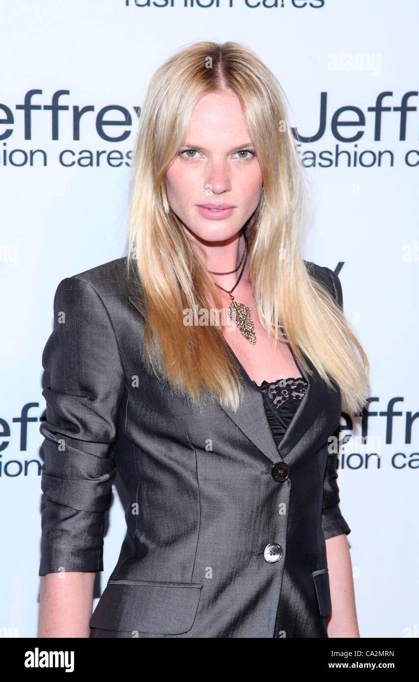 Anne vyalitsyna hi-res stock photography and images - Alamy