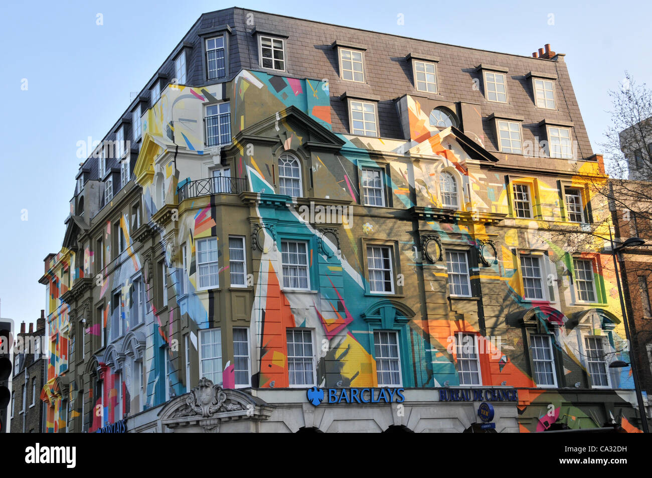 London 29/3/12. The largest urban art in London. Karpo building near