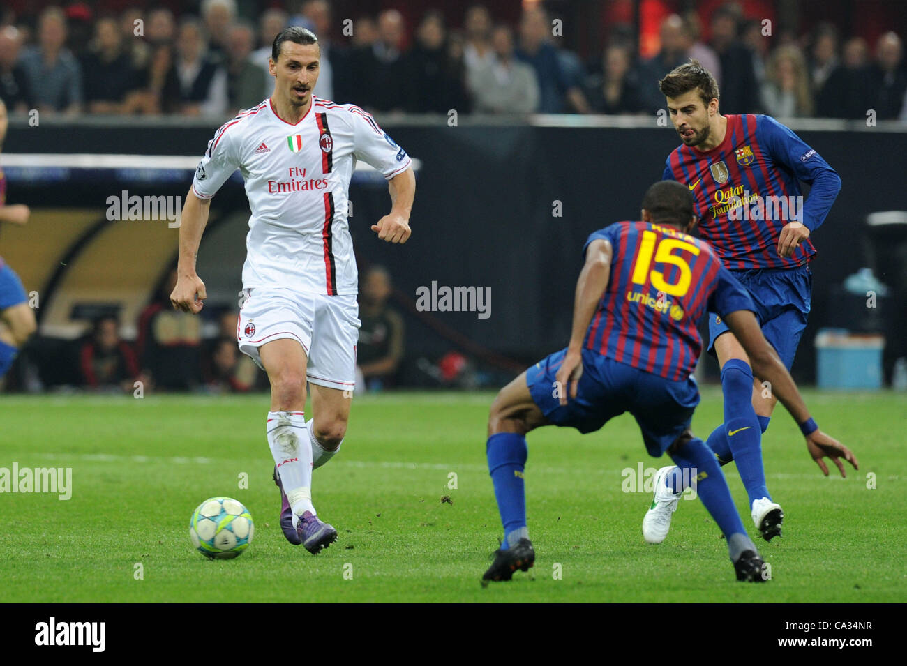 Zlatan ibrahimovic milan pique barcelona hi-res stock photography and ...