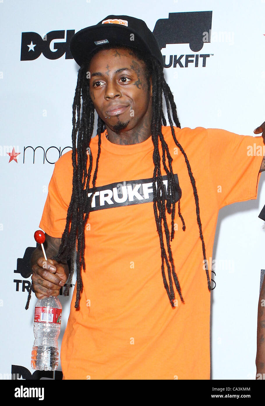Lil Wayne Racks June 1, 2012 - Los Angeles, California, U.S. - Lil Wayne Launches ...