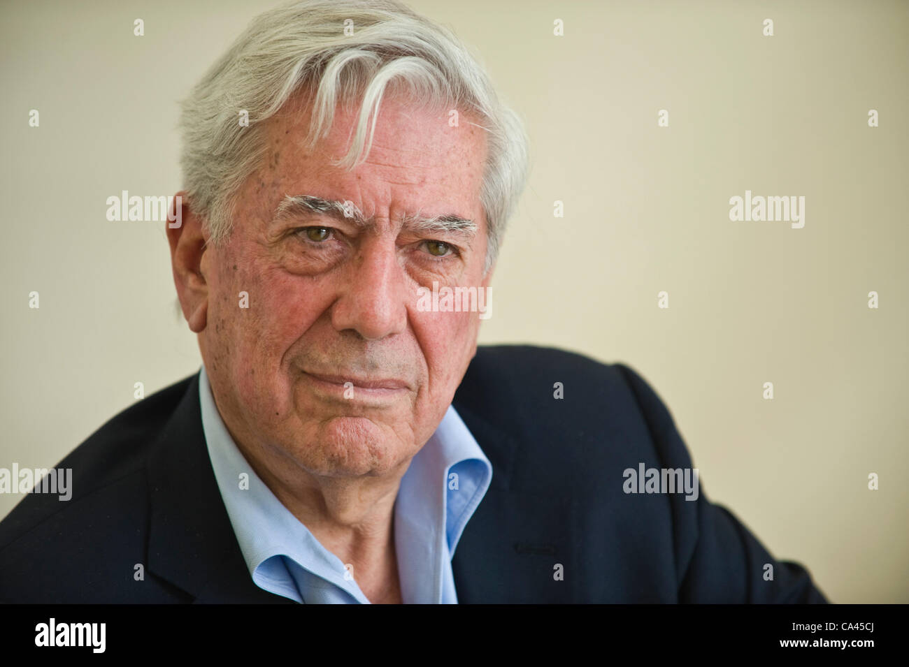 Mario Vargas Llosa, Peruvian novelist & Nobel Laureate, at The Telegraph Hay Festival 2012, Hay-on-Wye, Powys, Wales, UK Stock Photo