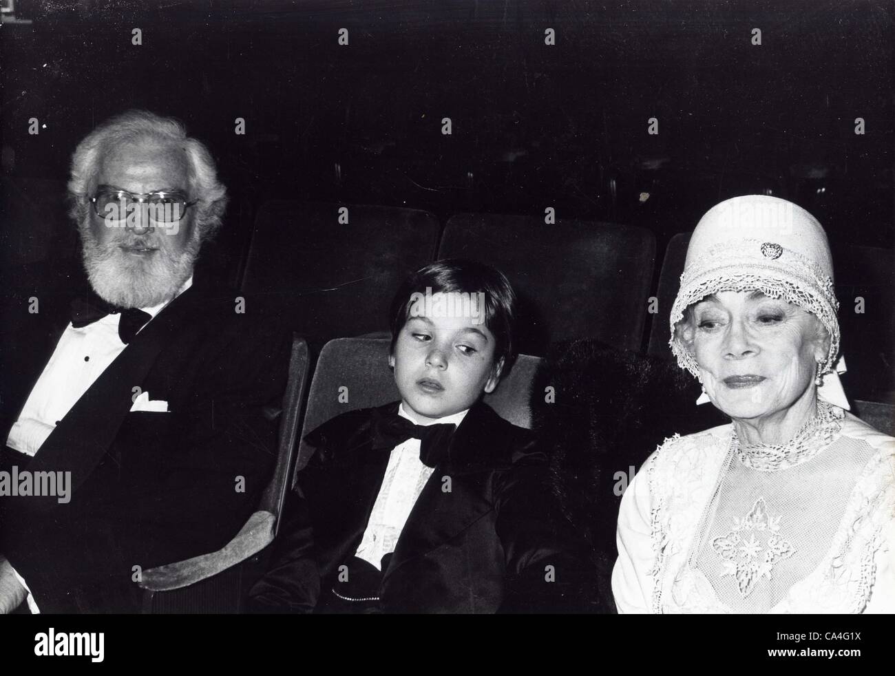 TATUM O'NEAL with grandfather Charles O'Neal and grandmother Patricia O ...
