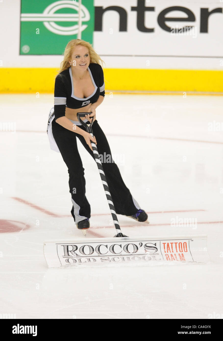 o4.06.2012. Staples Center, Los Angles, California.  A member of the Kings Ice Crew during game 3 of the Stanley Cup Final between the New Jersey Devils and the Los Angeles Kings at the Staples Center in Los Angeles, CA. Stock Photo