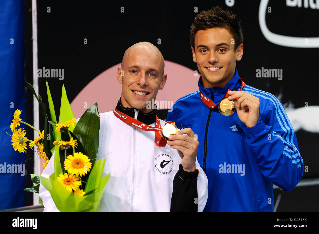 08.06.2012 Sheffield, England. Thomas Daley and Peter Waterfield (Plymouth Diving and Southampton DA) pose with their Gold Medals after winning the Mens 10m Synchro Platform Final on Day 1 of the 2012 British Gas Diving Championships (and Team GB Olympic Squad Selection Trials) at Ponds Forge Intern Stock Photo