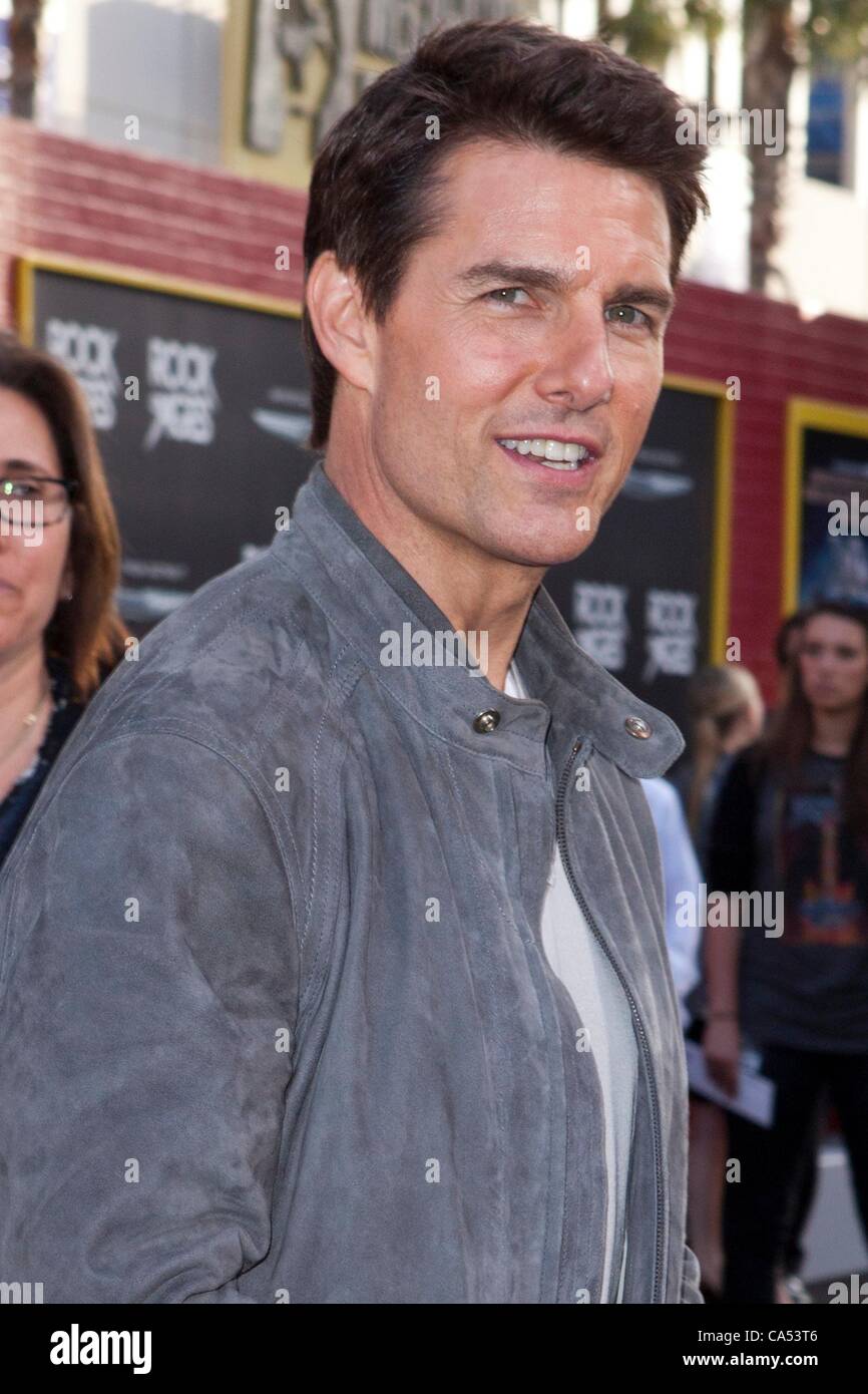 Tom Cruise at arrivals for ROCK OF AGES Premiere, Grauman's Chinese ...