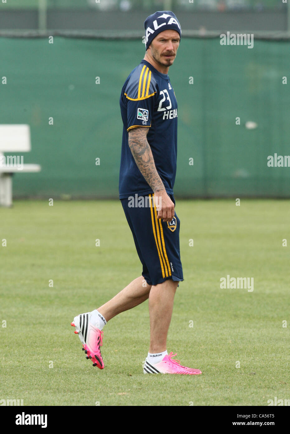 David Beckham salutes LA Galaxy and Los Angeles as statue unveiled