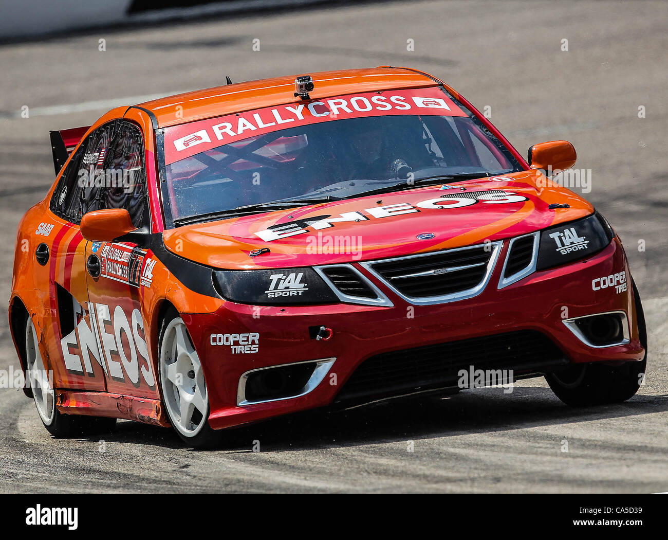 Eneos motor oil hi-res stock photography and images - Alamy