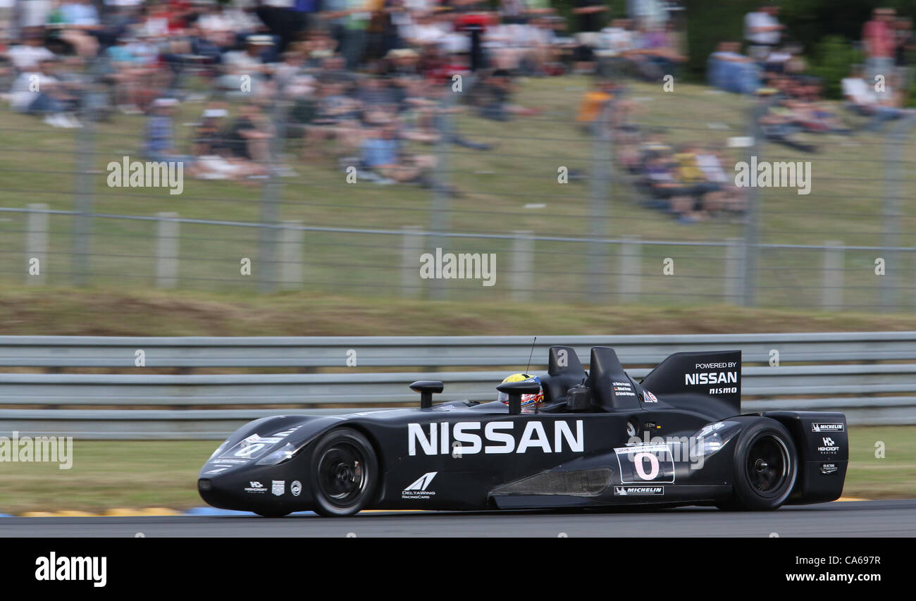 14.06.2012. Le Mans, France. The Nissan Delta Wing of Highcroft Racing, starting out of competition as a prototype, with drivers Marino Franchitti, Michael Krumm and Satoshi MotoyamaThe Nissan Delta Wing of Highcroft Racing, starting out of competition as a prototype, with drivers Marino Franchitti, Stock Photo